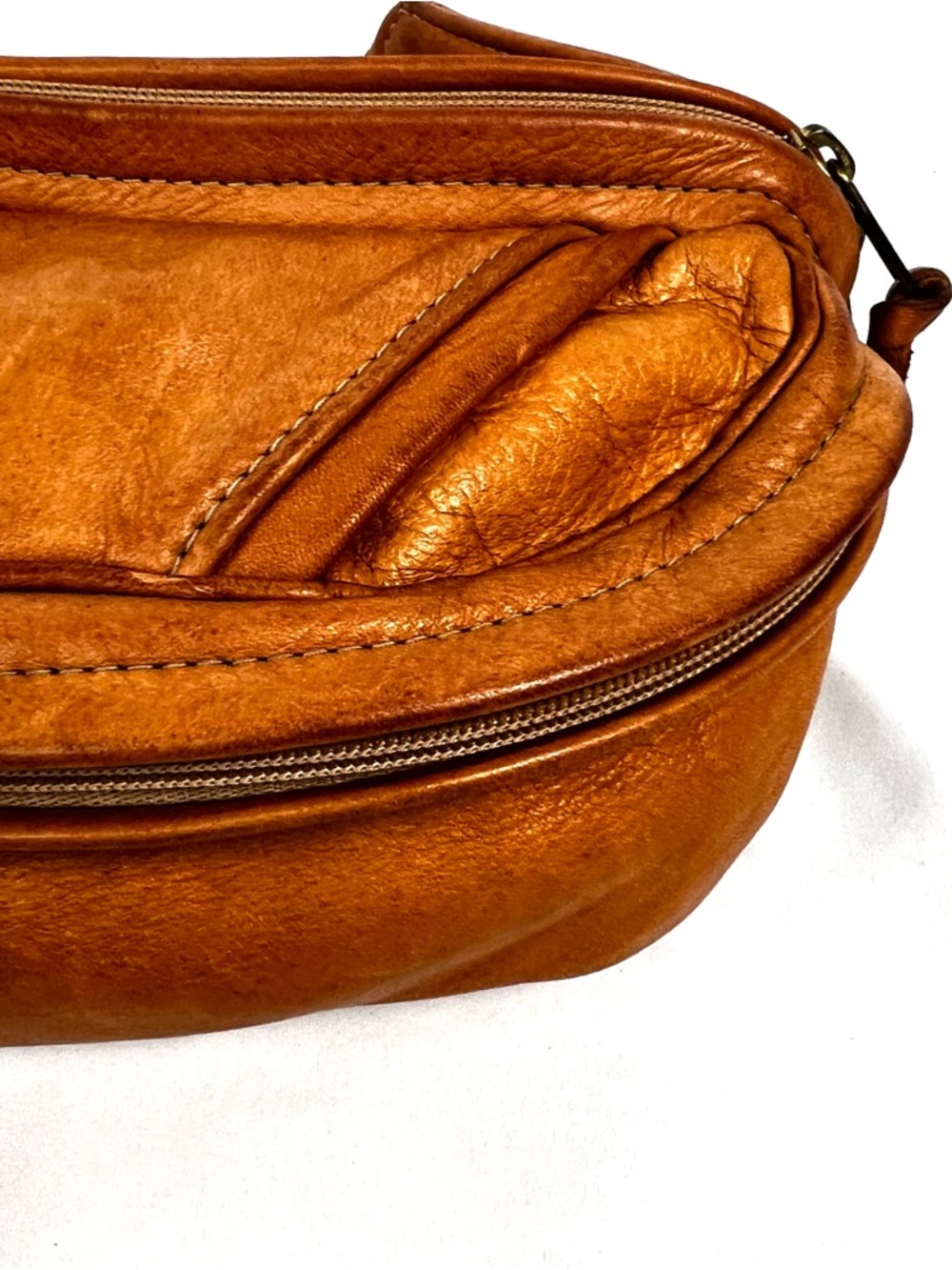 Vintage Brown Leather Fanny Pack Belt Bag Soft Leather Unisex Crossbody Hip Bag - Picture 3 of 11